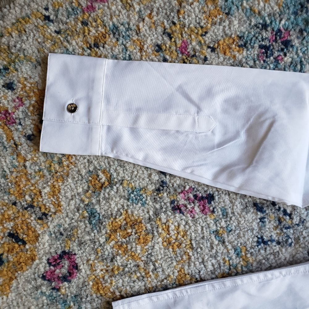 Express pleated blouse - Picture 7 of 13